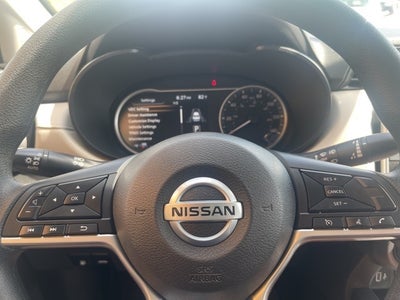 2022 Nissan Versa 1.6 SV